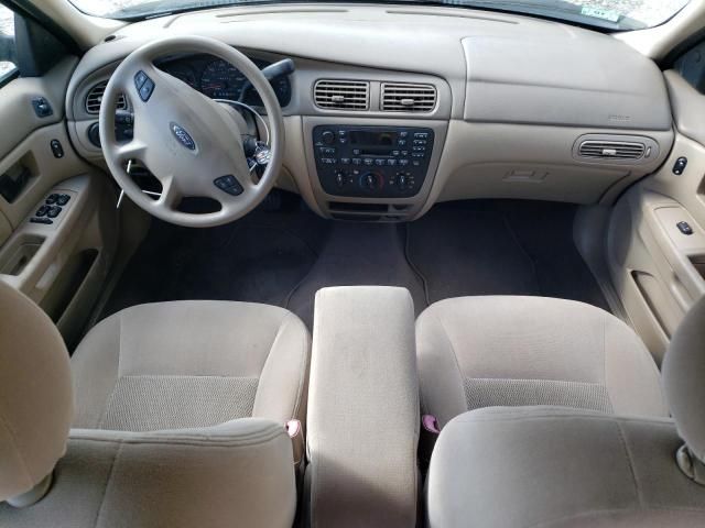 2003 Ford Taurus SE