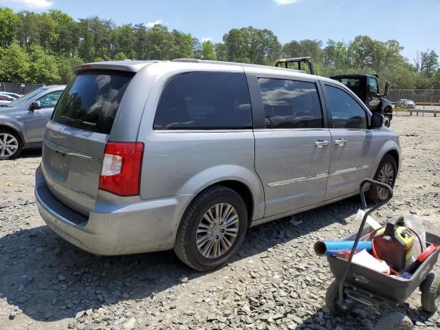 2014 Chrysler Town & Country Limited