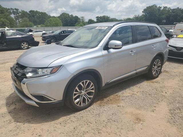 2016 Mitsubishi Outlander SE