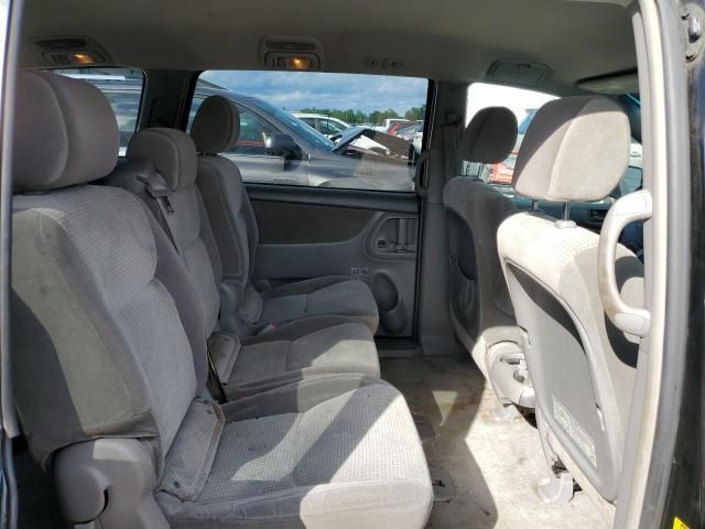 2008 Toyota Sienna CE