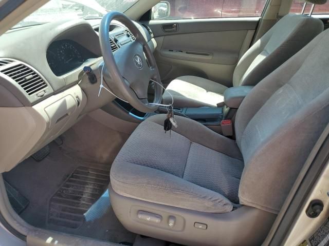 2004 Toyota Camry LE