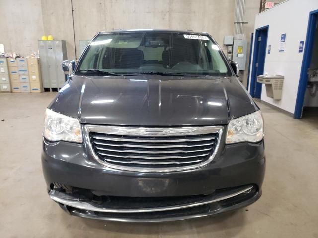 2011 Chrysler Town & Country Touring L