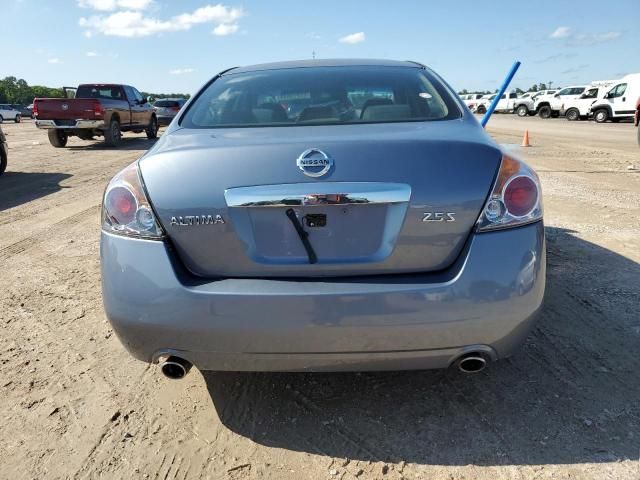 2010 Nissan Altima Base