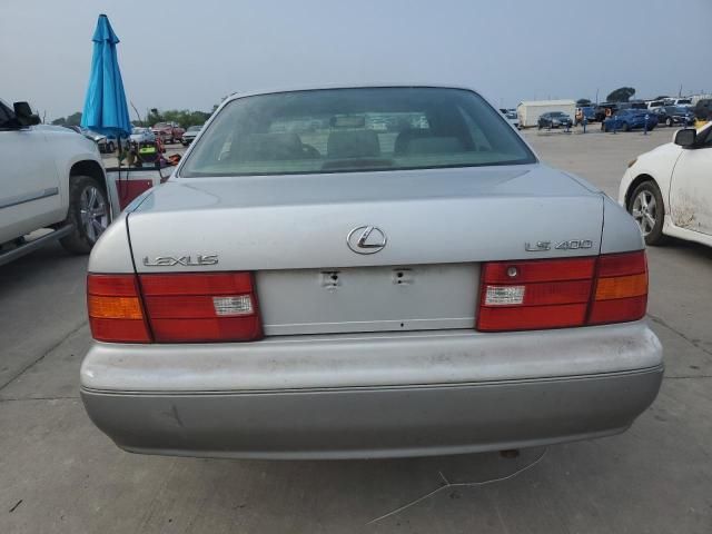 1999 Lexus LS 400