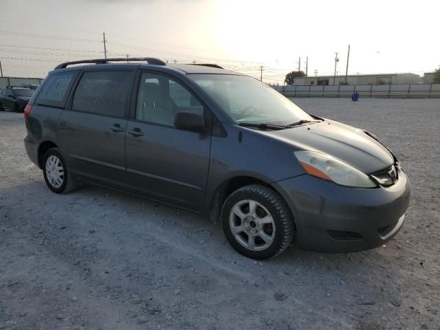 2009 Toyota Sienna CE