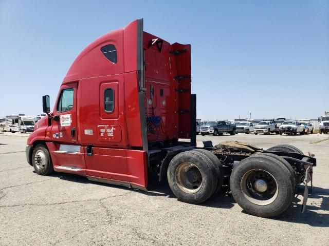 2015 Freightliner Cascadia 125