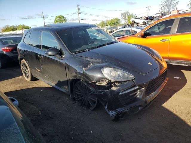 2014 Porsche Cayenne GTS