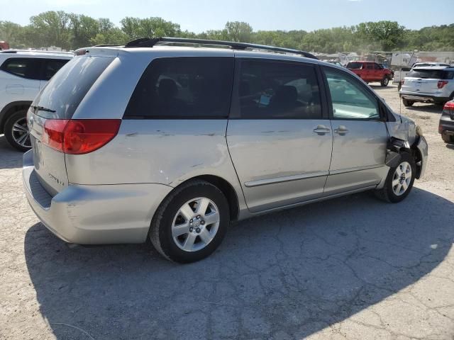 2006 Toyota Sienna CE