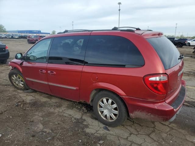 2005 Chrysler Town & Country Touring