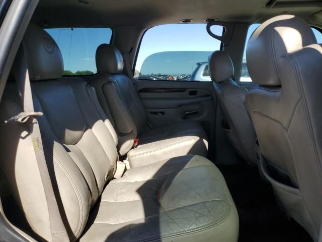 2005 Cadillac Escalade Luxury