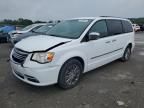 2014 Chrysler Town & Country Touring L