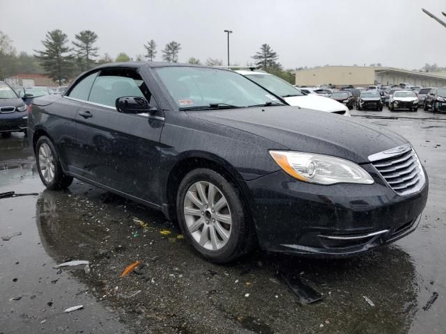 2012 Chrysler 200 Touring