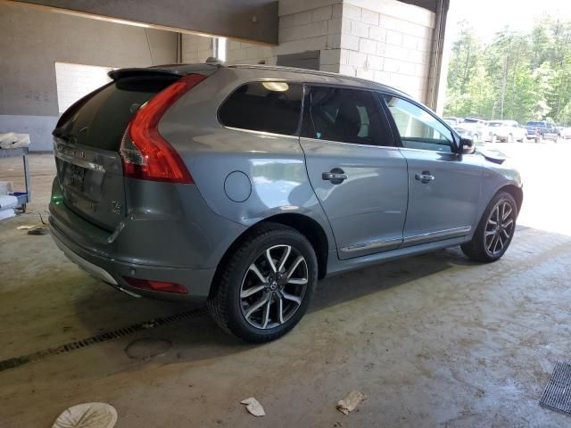 2017 Volvo XC60 T6 Dynamic