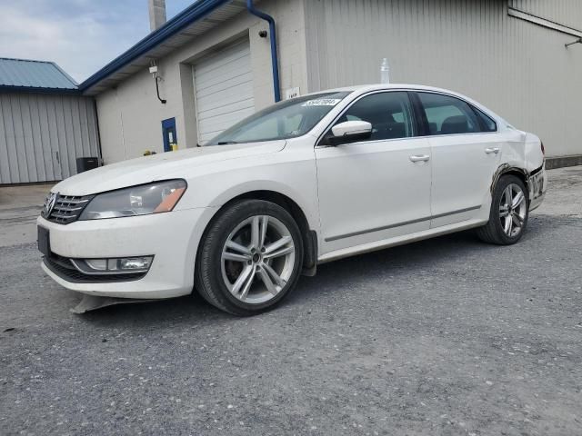 2013 Volkswagen Passat SEL