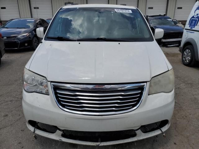 2013 Chrysler Town & Country Touring