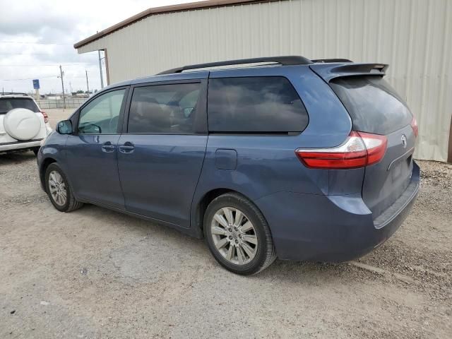 2015 Toyota Sienna LE