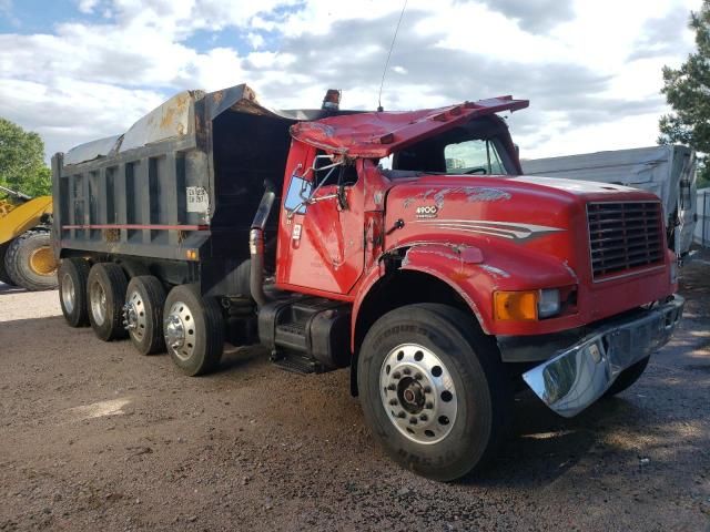 2001 International 4000 4900