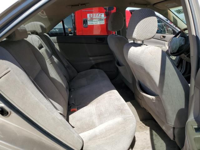 2004 Toyota Camry LE