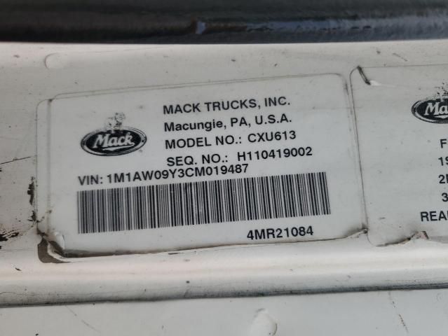 2012 Mack 600 CXU600