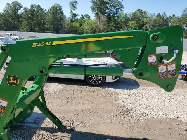 2022 John Deere 520M