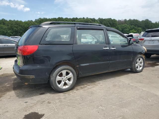 2009 Toyota Sienna CE