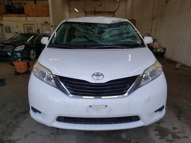 2014 Toyota Sienna LE