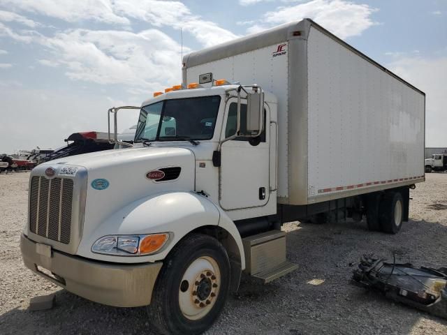 2009 Peterbilt 335