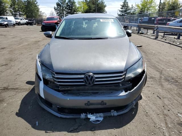 2012 Volkswagen Passat SE