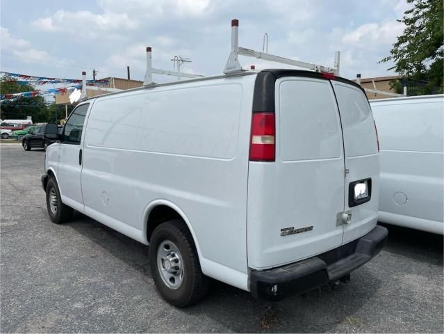 2015 Chevrolet Express G2500