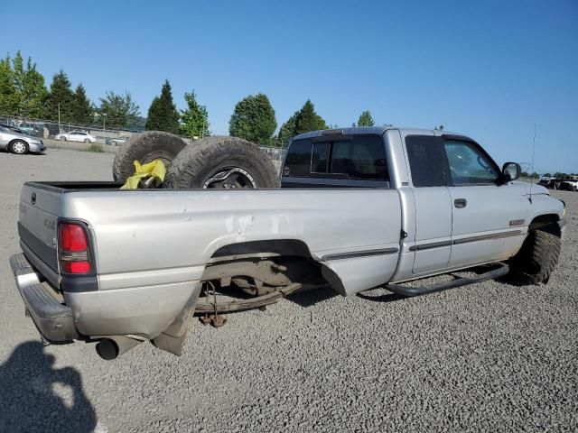 1999 Dodge RAM 2500