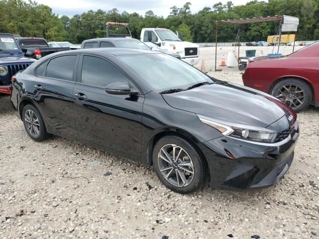 2023 KIA Forte LX