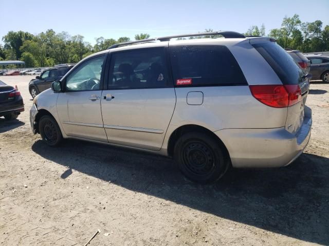 2010 Toyota Sienna CE