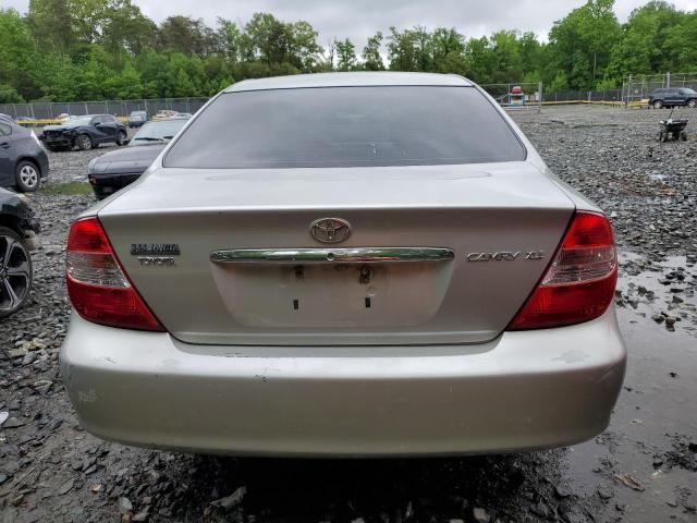 2004 Toyota Camry LE