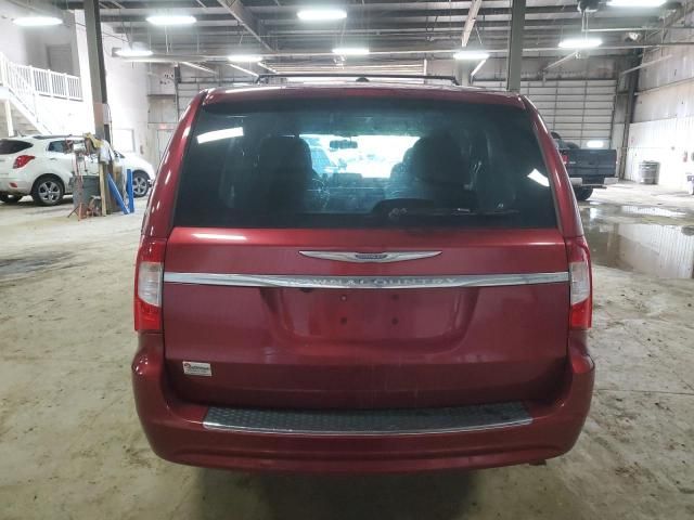 2016 Chrysler Town & Country Touring