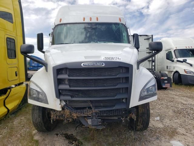 2024 Freightliner Cascadia 126