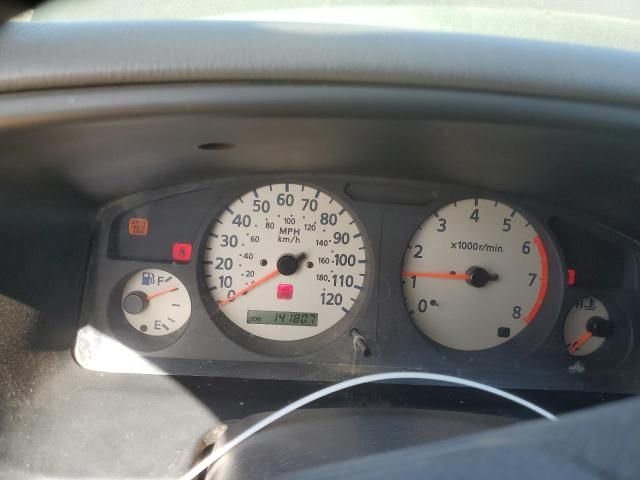 2000 Nissan Pathfinder LE