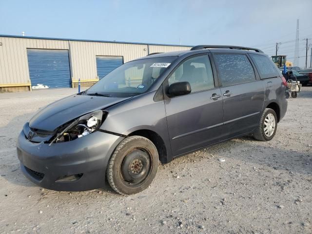 2009 Toyota Sienna CE