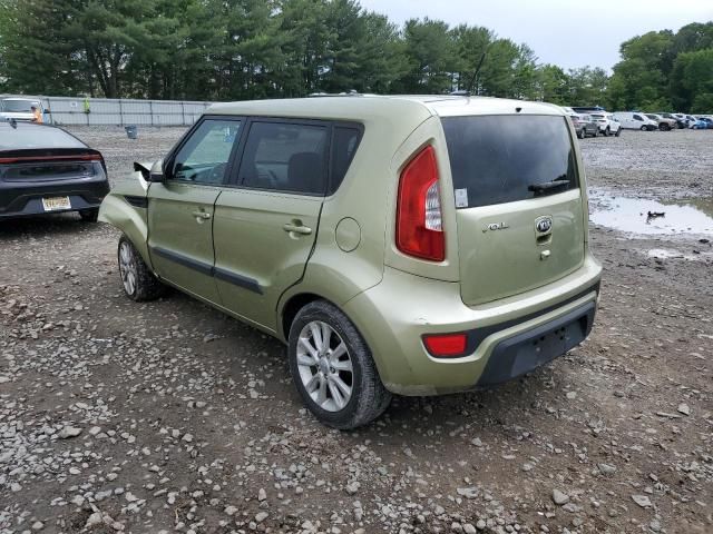 2013 KIA Soul +