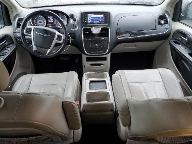 2012 Chrysler Town & Country Touring