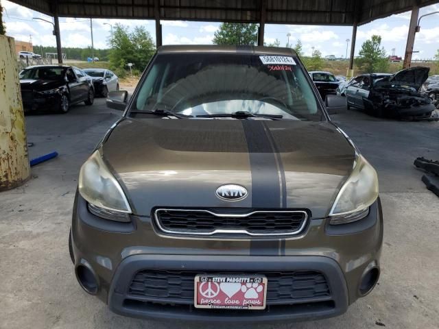 2013 KIA Soul +