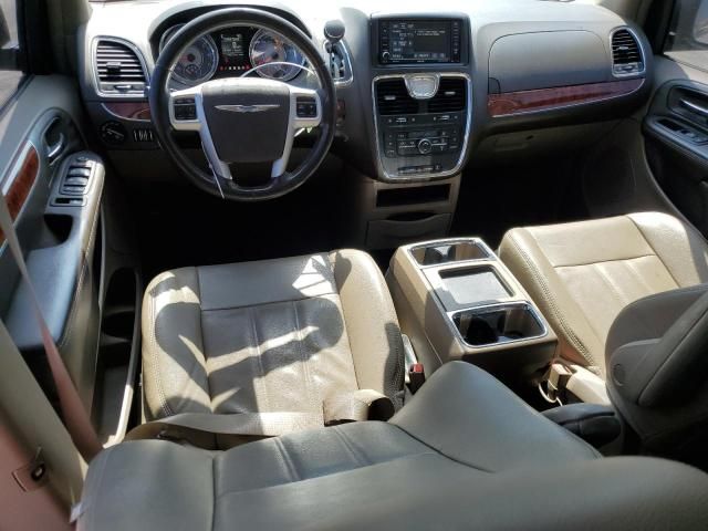 2015 Chrysler Town & Country Touring