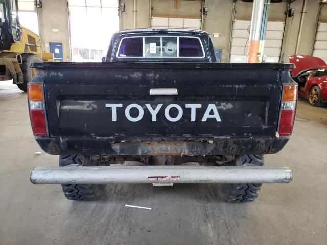 1983 Toyota Pickup RN38