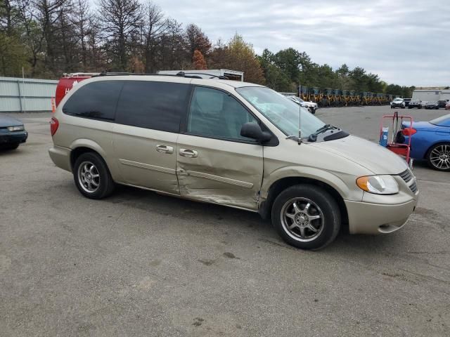 2005 Dodge Grand Caravan SE