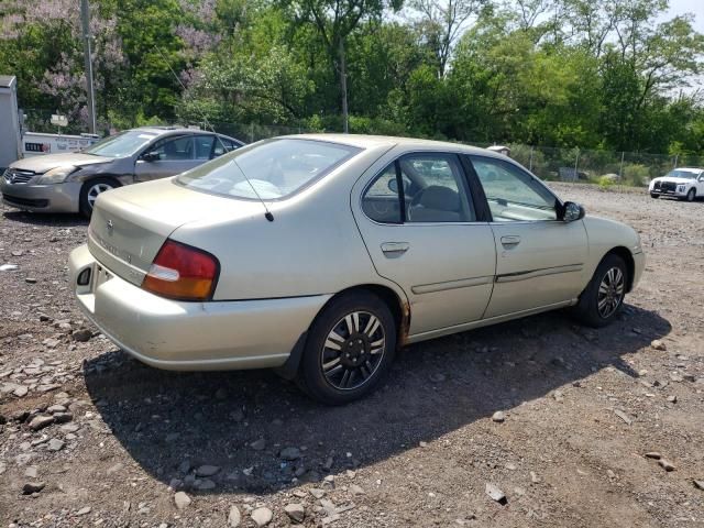 1999 Nissan Altima XE