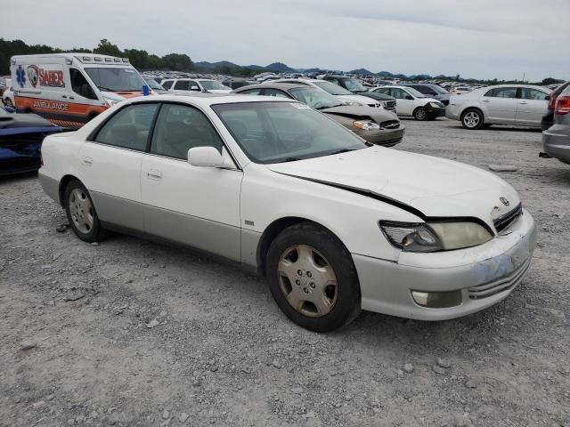 2000 Lexus ES 300