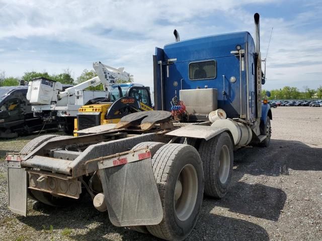 2006 Kenworth Construction T800