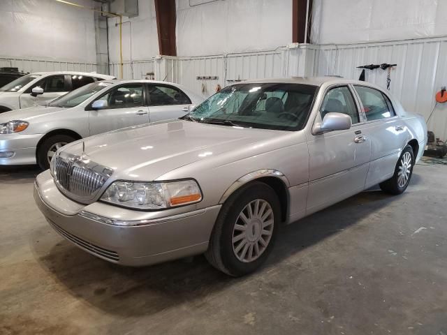 2003 Lincoln Town Car Executive