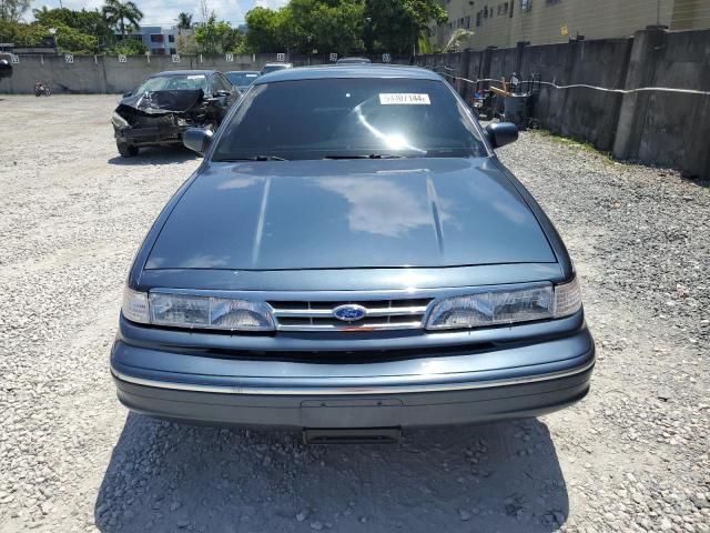 1997 Ford Crown Victoria