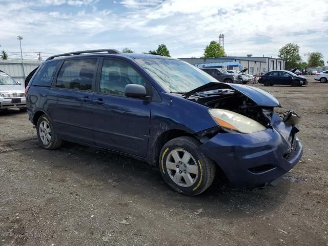 2006 Toyota Sienna CE