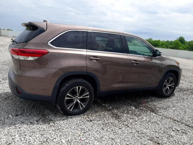 2019 Toyota Highlander LE